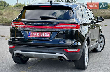 Внедорожник / Кроссовер Lincoln MKC 2015 в 