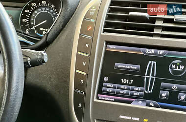 Внедорожник / Кроссовер Lincoln MKC 2015 в 