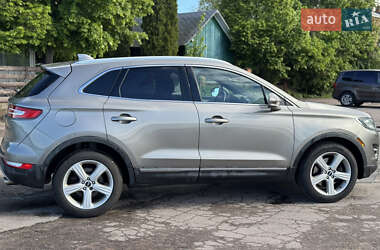 Внедорожник / Кроссовер Lincoln MKC 2016 в 
