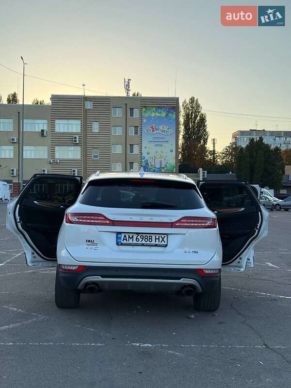 Внедорожник / Кроссовер Lincoln MKC 2014 в Житомире