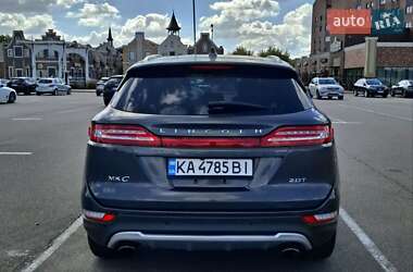 Внедорожник / Кроссовер Lincoln MKC 2016 в 