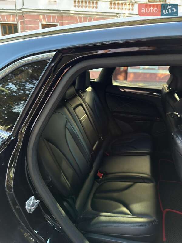 Внедорожник / Кроссовер Lincoln MKC 2015 в Черновцах фото 12 Внедорожник / Кроссовер Lincoln MKC 2015 в Черновцах