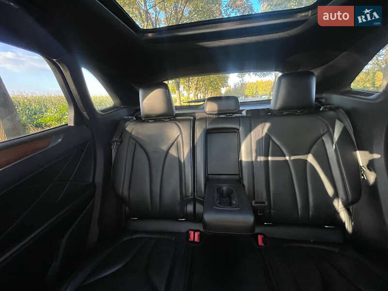 Внедорожник / Кроссовер Lincoln MKC 2016 в Владимире