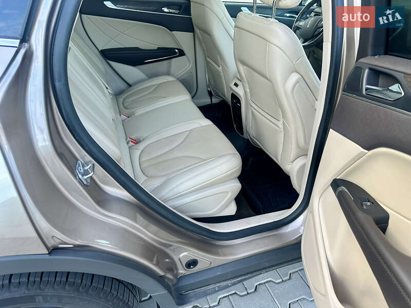 Позашляховик / Кросовер Lincoln MKC 2018 в Києві