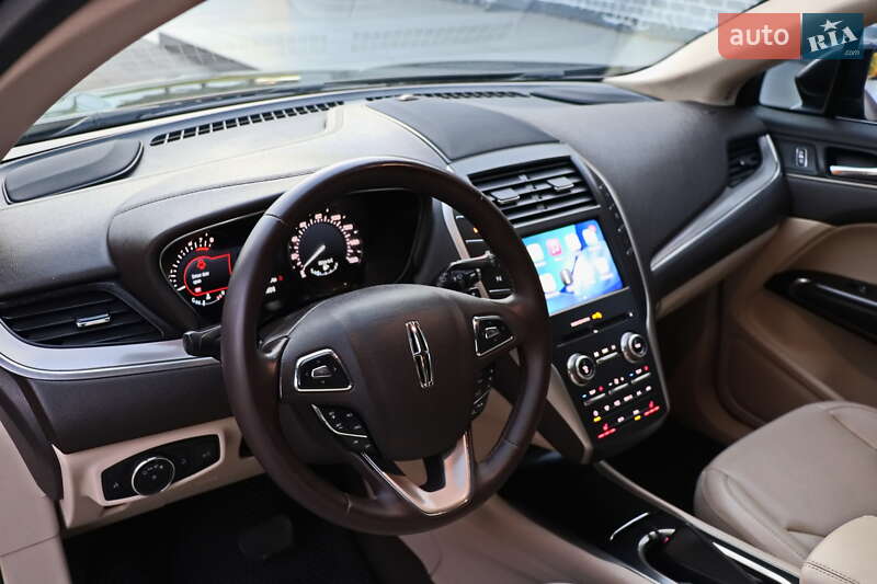 Позашляховик / Кросовер Lincoln MKC 2017 в Кременчуці