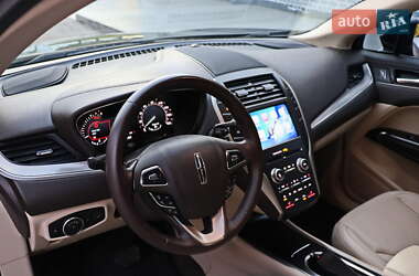 Внедорожник / Кроссовер Lincoln MKC 2017 в 