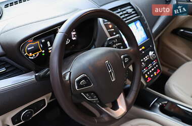 Внедорожник / Кроссовер Lincoln MKC 2017 в 