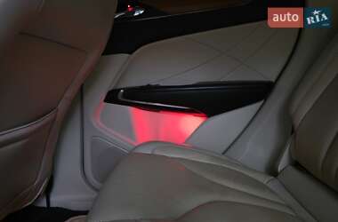 Внедорожник / Кроссовер Lincoln MKC 2014 в 