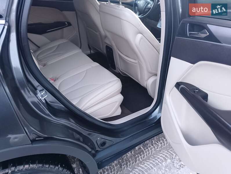 Внедорожник / Кроссовер Lincoln MKC 2019 в Тернополе