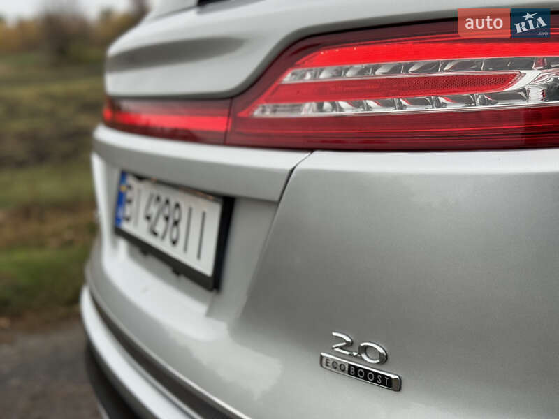 Внедорожник / Кроссовер Lincoln MKC 2015 в Полтаве