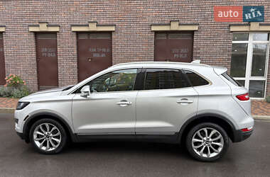 Позашляховик / Кросовер Lincoln MKC 2014 в 