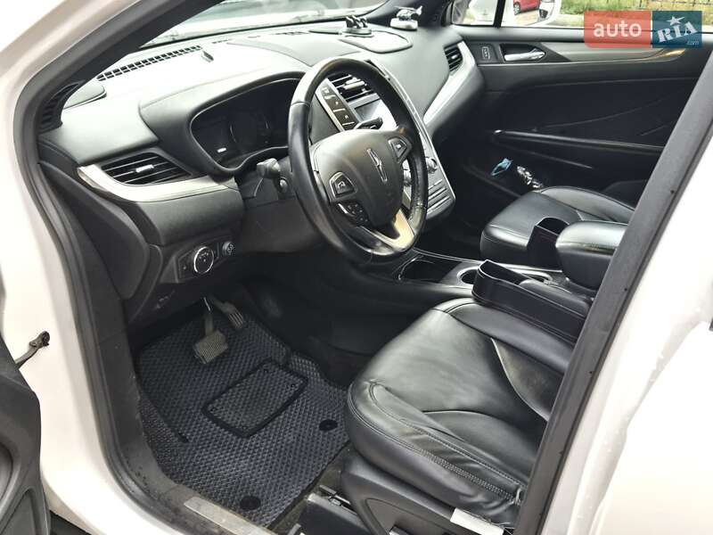 Позашляховик / Кросовер Lincoln MKC 2015 в Києві фото 9 Позашляховик / Кросовер Lincoln MKC 2015 в Києві