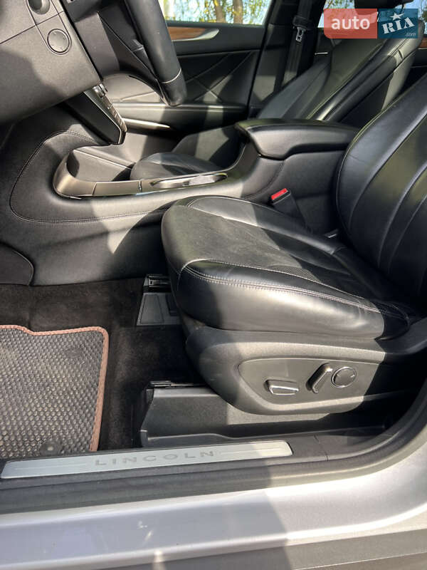 Позашляховик / Кросовер Lincoln MKC 2014 в Києві