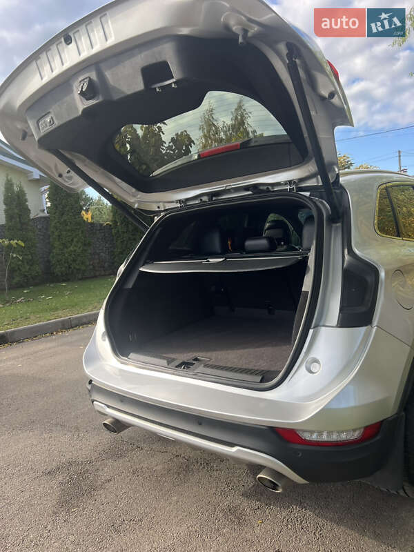 Позашляховик / Кросовер Lincoln MKC 2014 в Києві