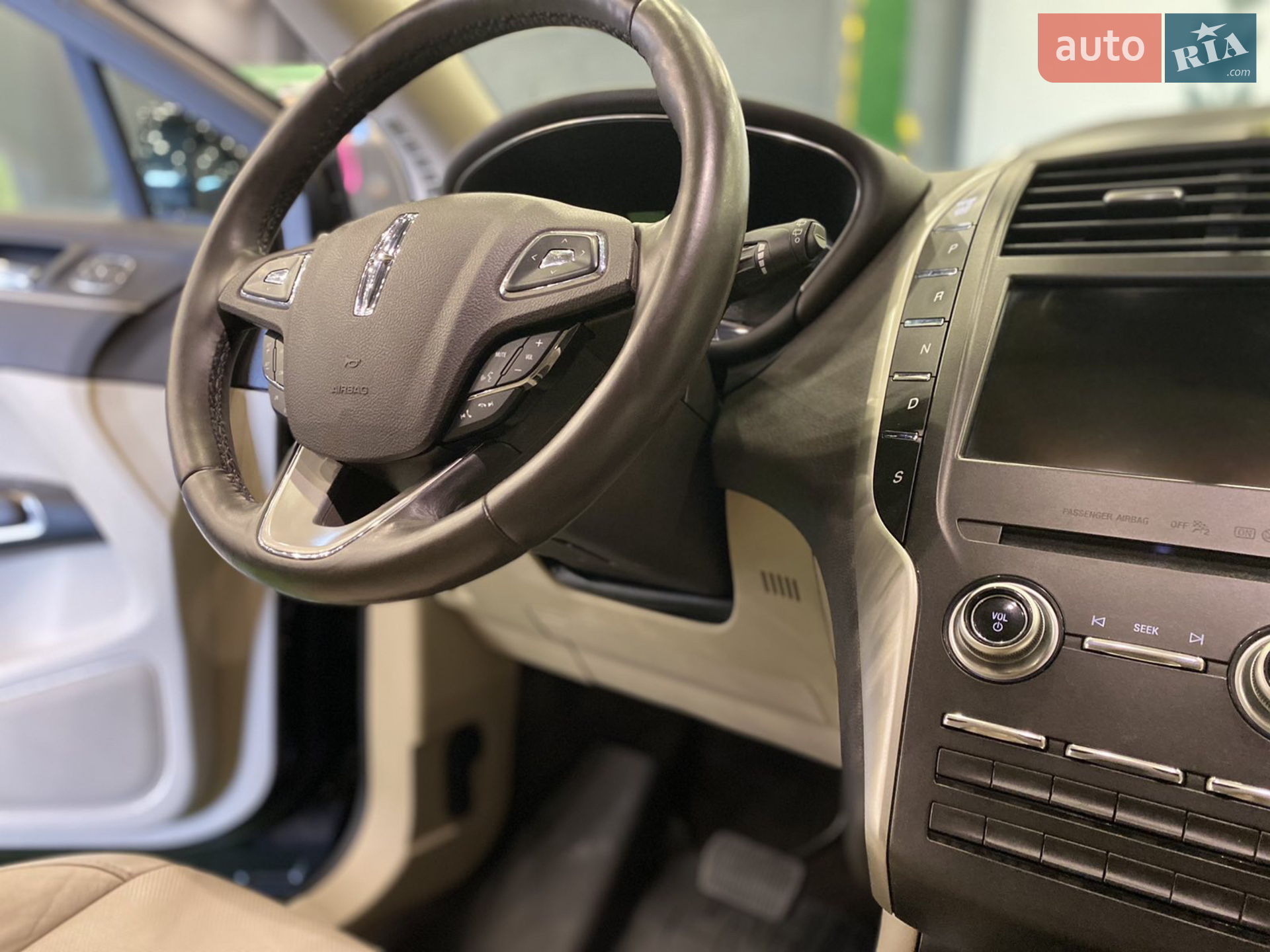 2018 Lincoln MKC - мініатюра 32