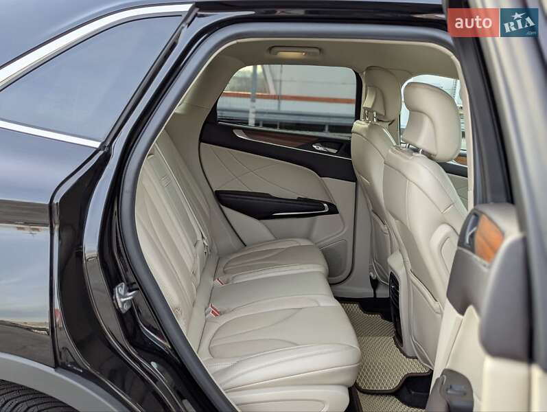 Позашляховик / Кросовер Lincoln MKC 2019 в Києві