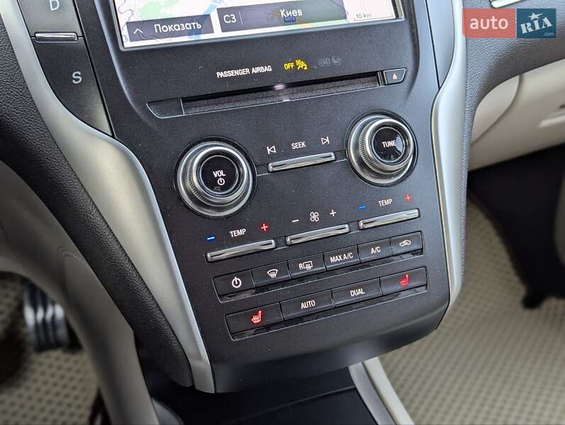 Позашляховик / Кросовер Lincoln MKC 2019 в Києві