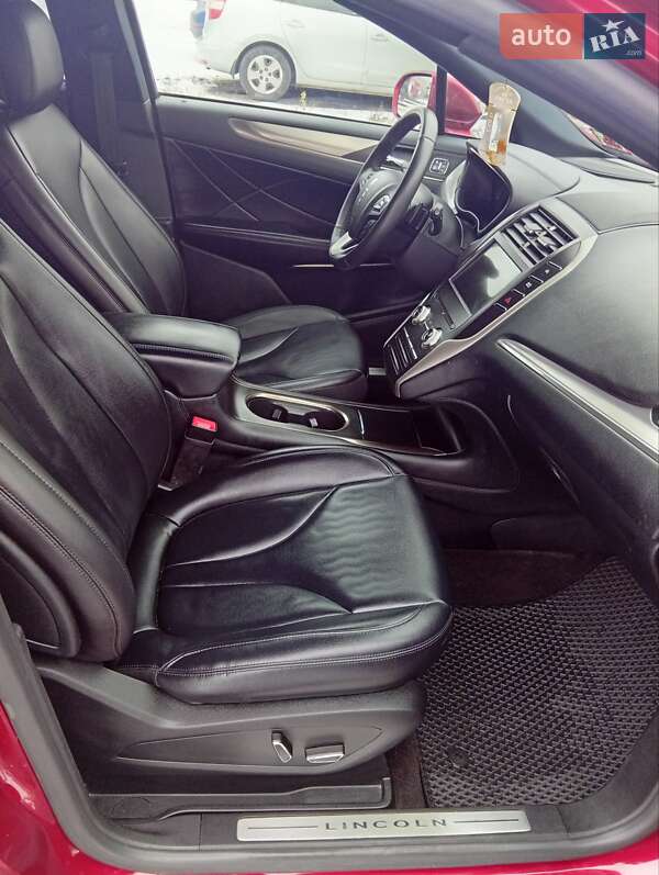 Внедорожник / Кроссовер Lincoln MKC 2018 в Киеве фото 18 Внедорожник / Кроссовер Lincoln MKC 2018 в Киеве