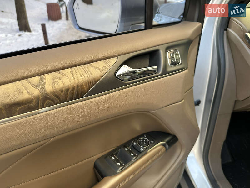 Внедорожник / Кроссовер Lincoln MKC 2016 в Киеве