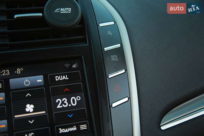 Внедорожник / Кроссовер Lincoln MKC 2018 в Харькове