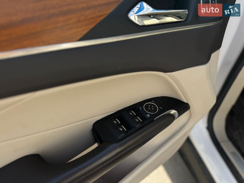 Внедорожник / Кроссовер Lincoln MKC 2019 в Киеве