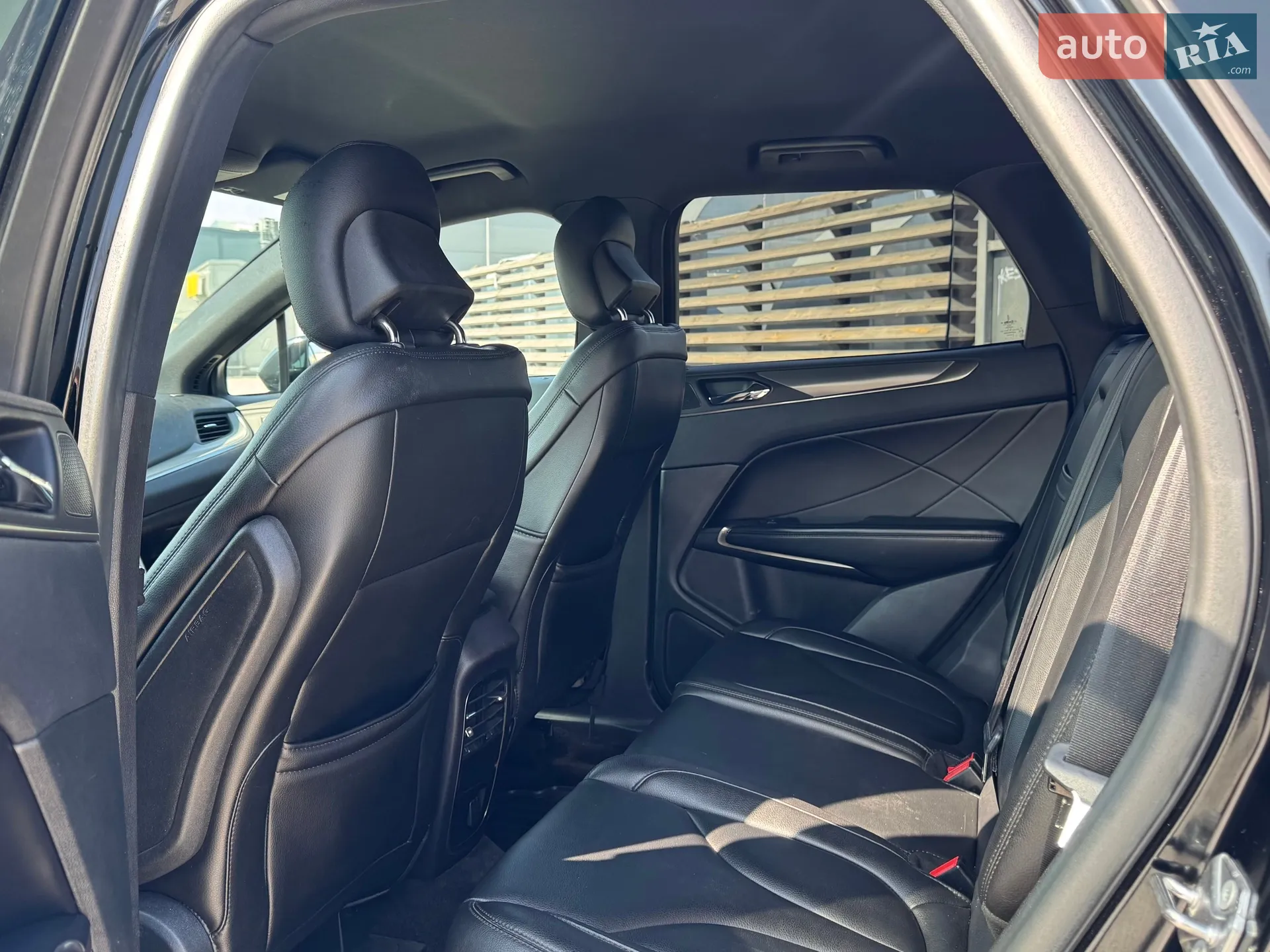 2017 Lincoln MKC - мініатюра 12