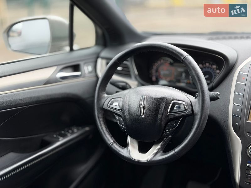 Позашляховик / Кросовер Lincoln MKC 2017 в Києві фото 23 Позашляховик / Кросовер Lincoln MKC 2017 в Києві
