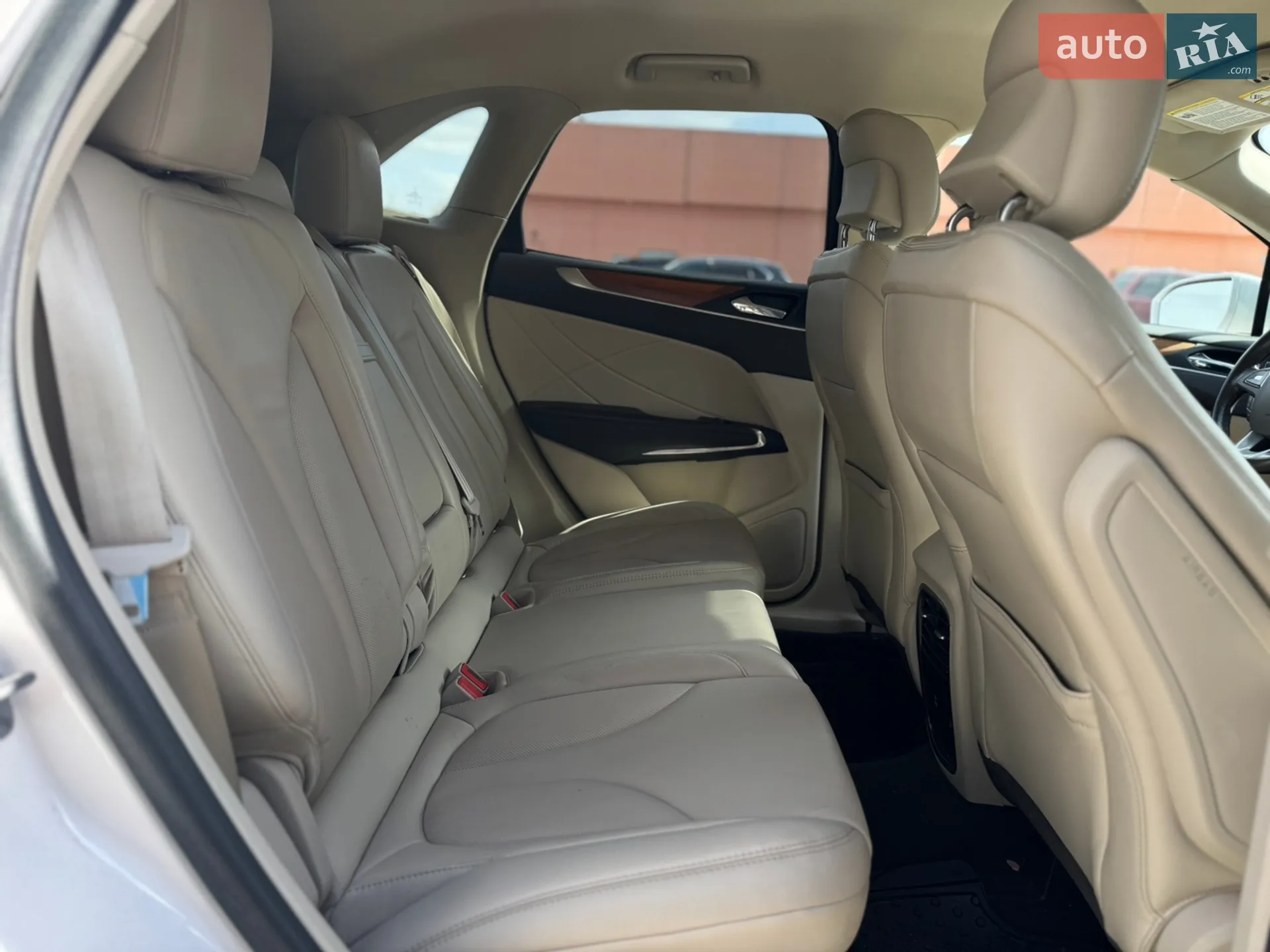 2019 Lincoln MKC - мініатюра 11