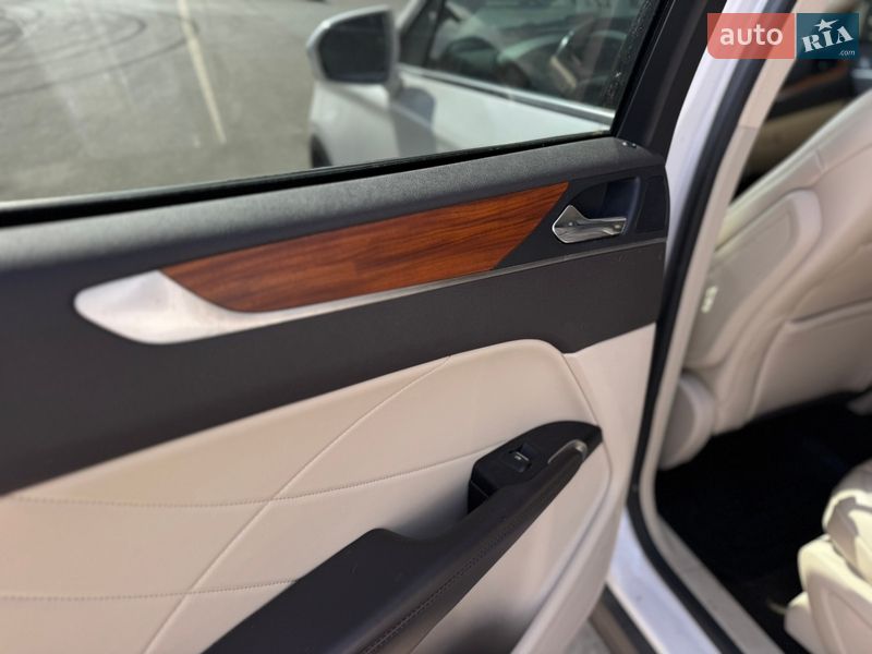 Внедорожник / Кроссовер Lincoln MKC 2019 в Киеве