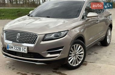 Позашляховик / Кросовер Lincoln MKC 2019 в Пулинах