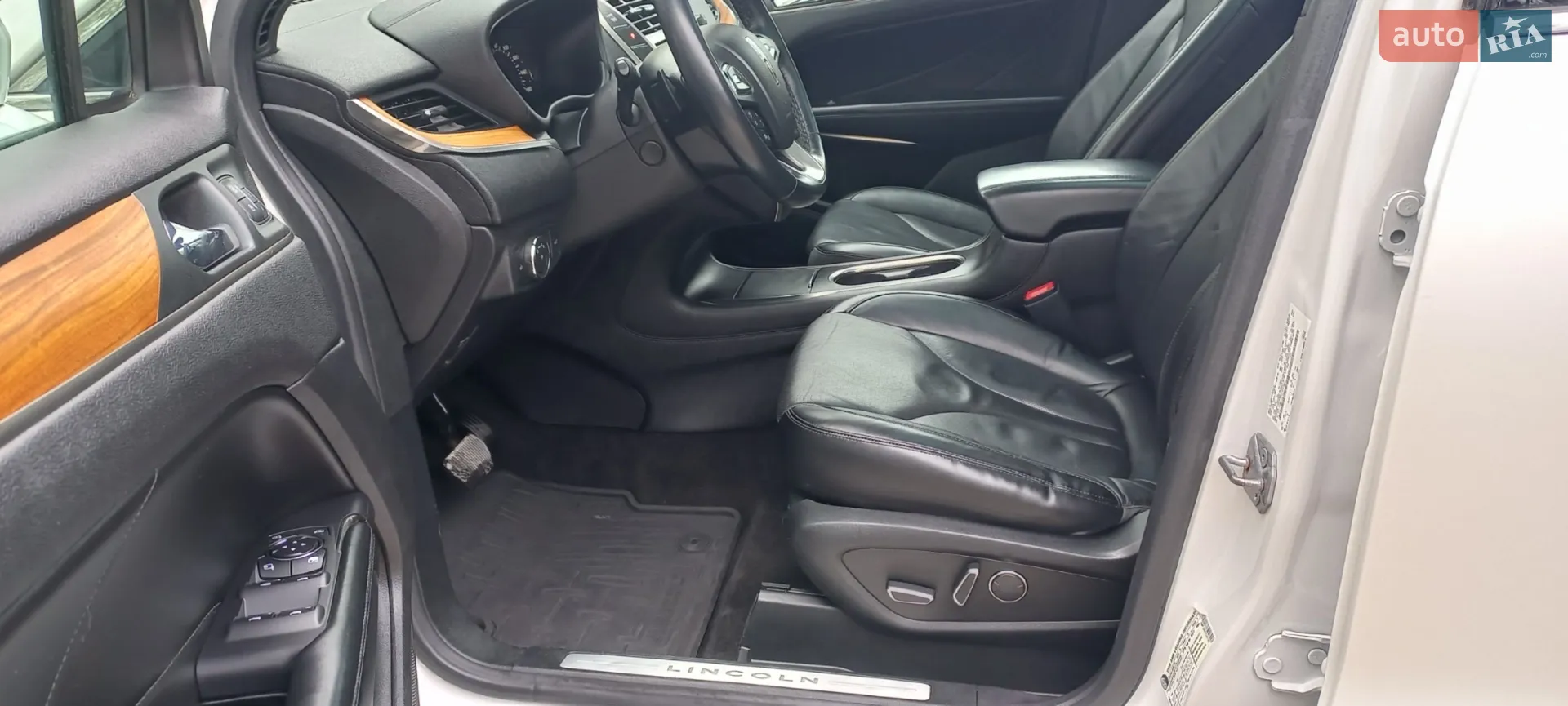 2015 Lincoln MKC - мініатюра 14
