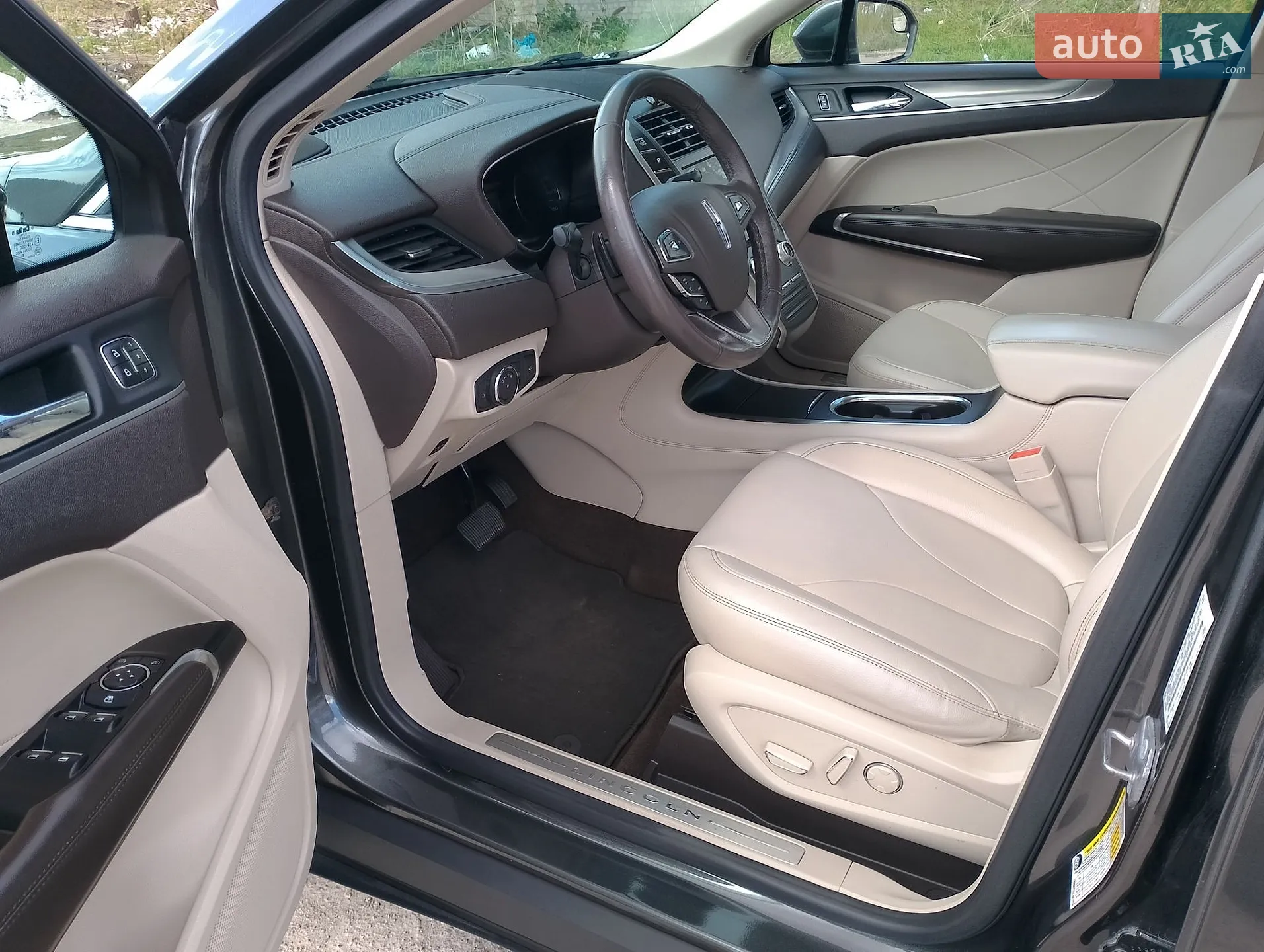 2019 Lincoln MKC - мініатюра 17