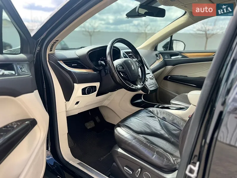 Lincoln MKC 2015 VIN 5LMCJ2C92GUJ20541 фото оголошення 14 з 64
