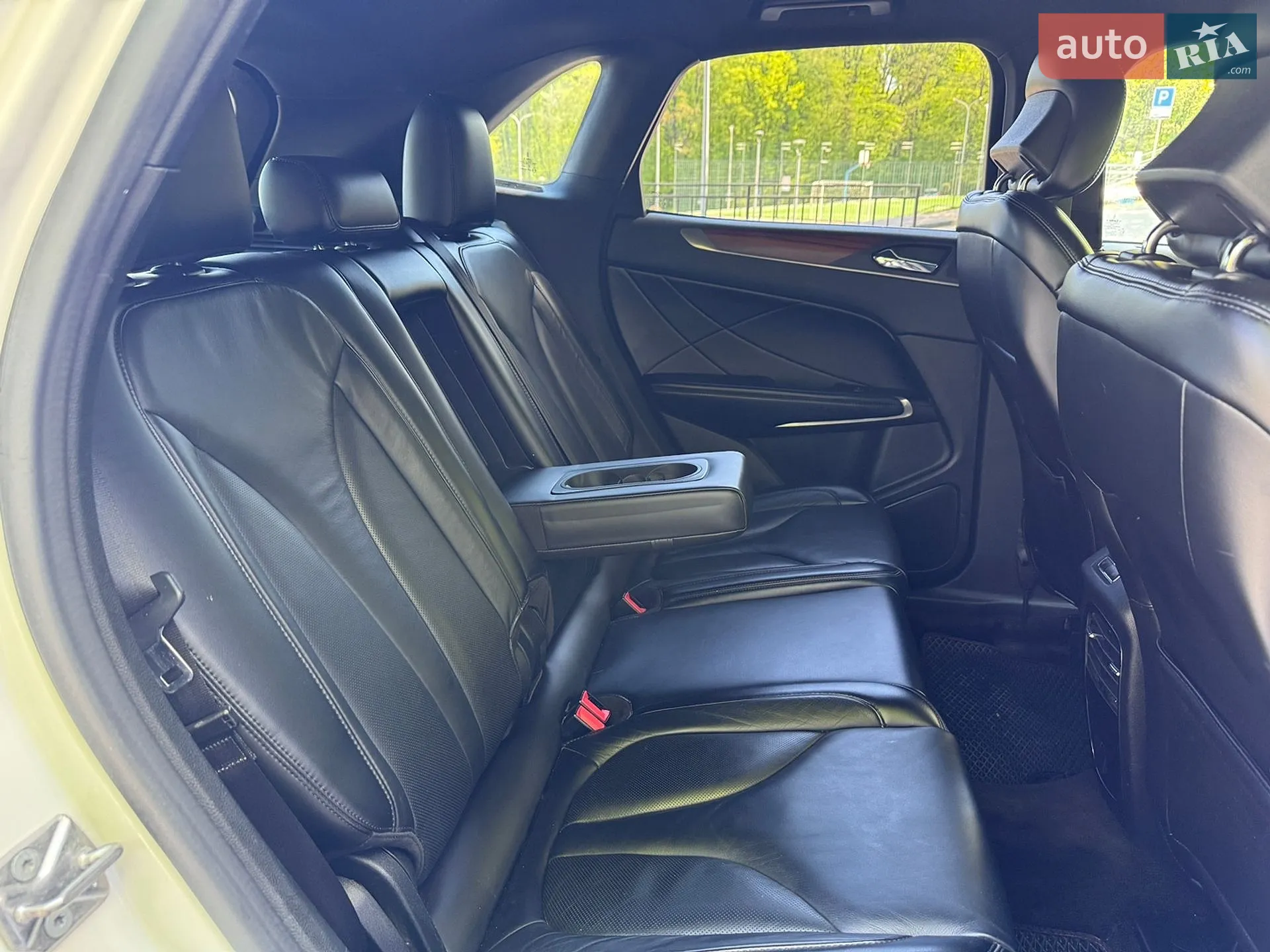 2016 Lincoln MKC - мініатюра 46