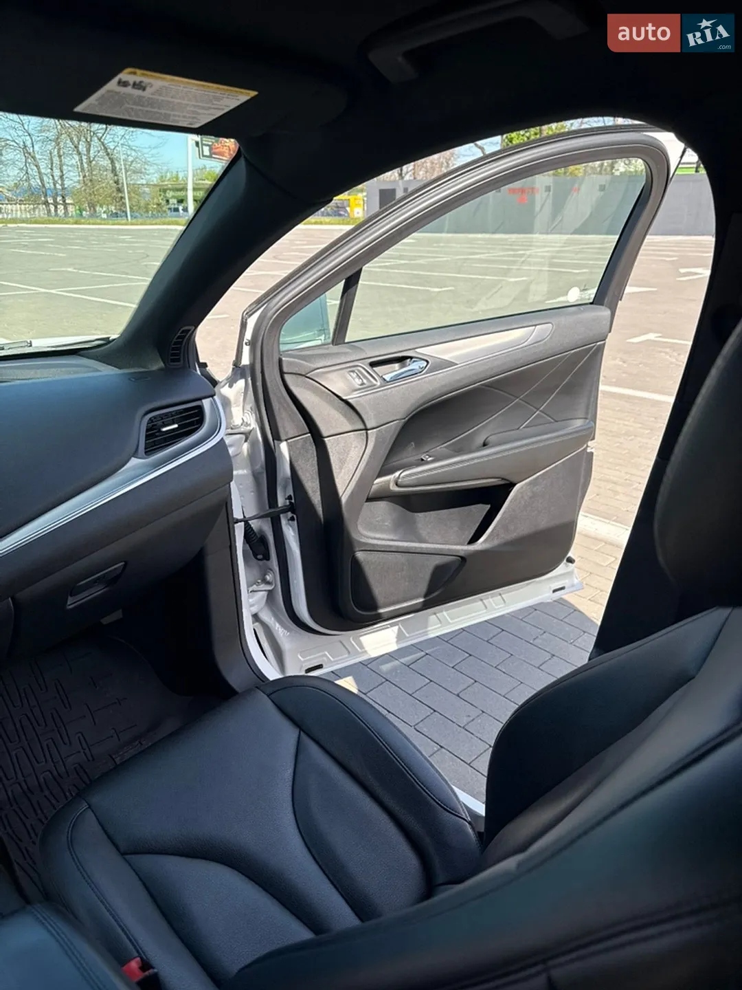 2015 Lincoln MKC - мініатюра 16