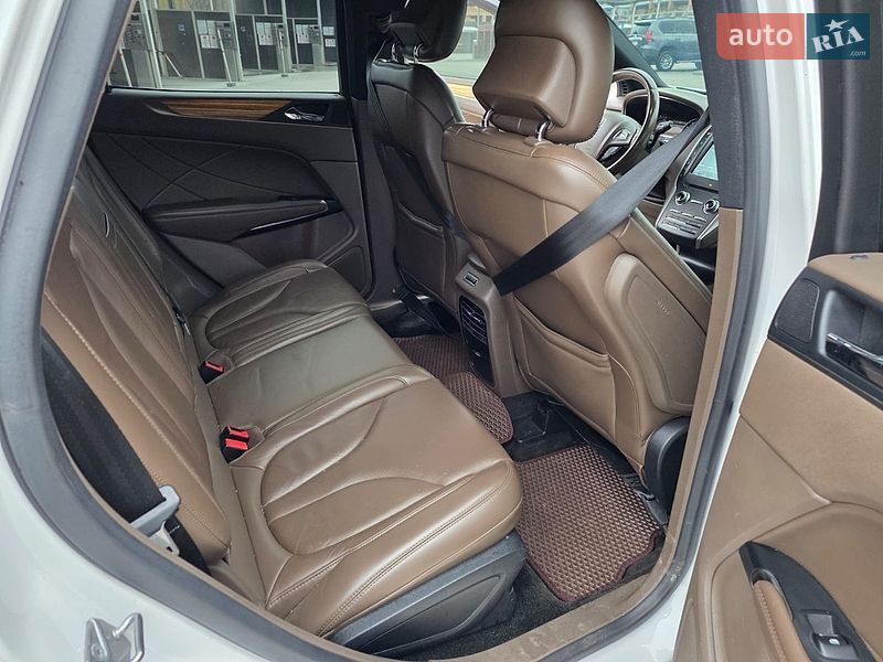 Внедорожник / Кроссовер Lincoln MKC 2016 в Савинцах