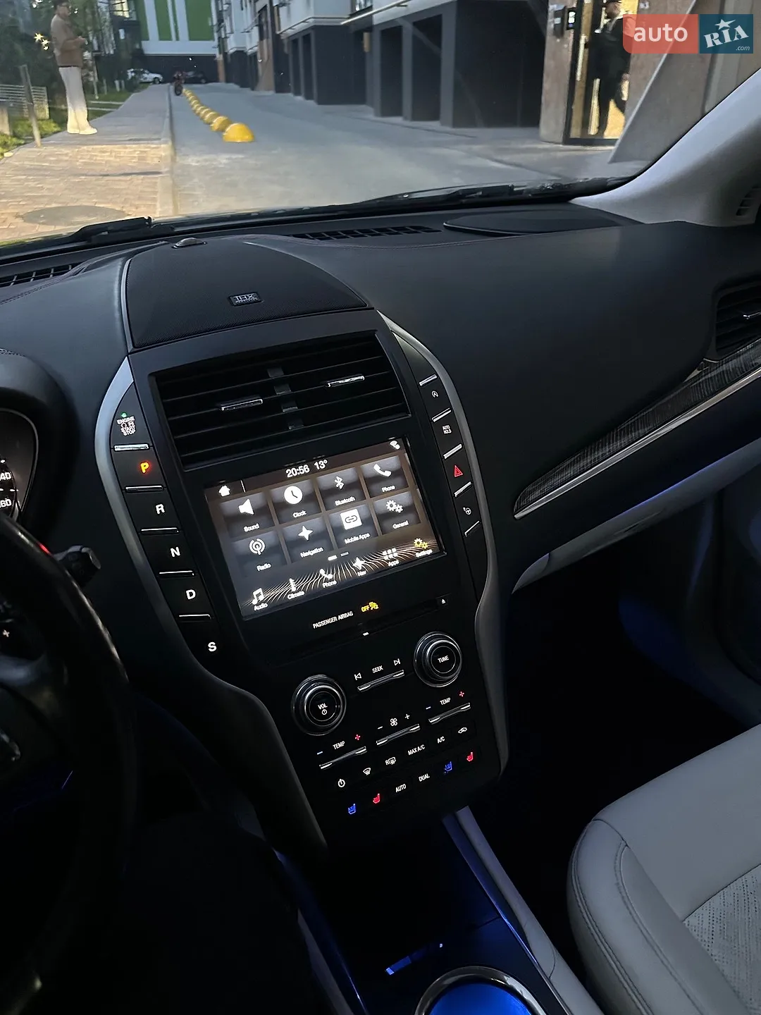 2016 Lincoln MKC - мініатюра 51