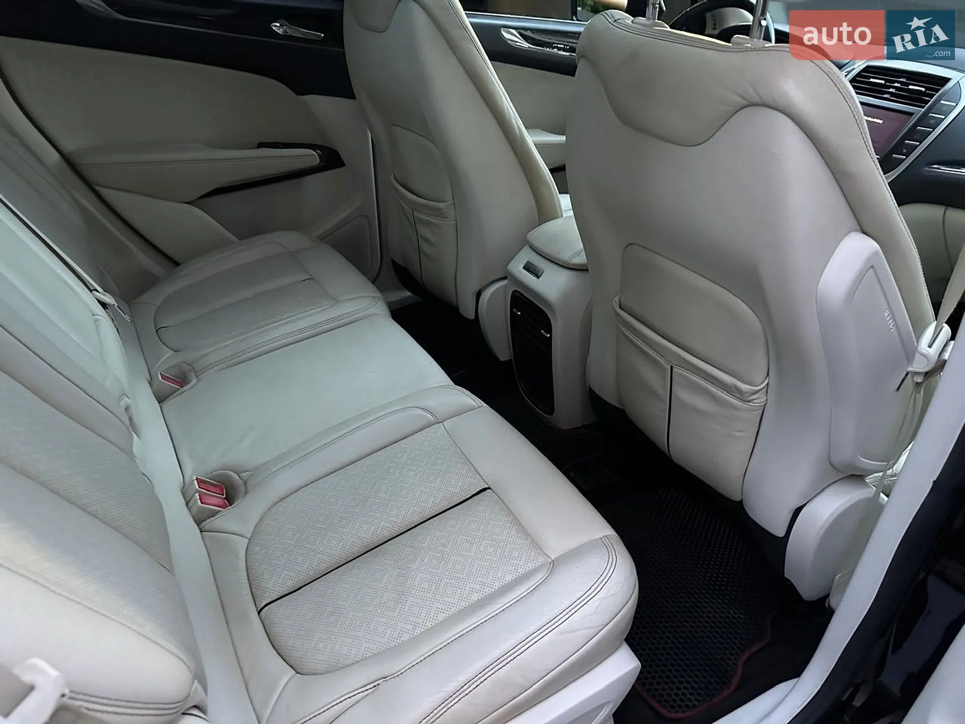 2016 Lincoln MKC - мініатюра 57