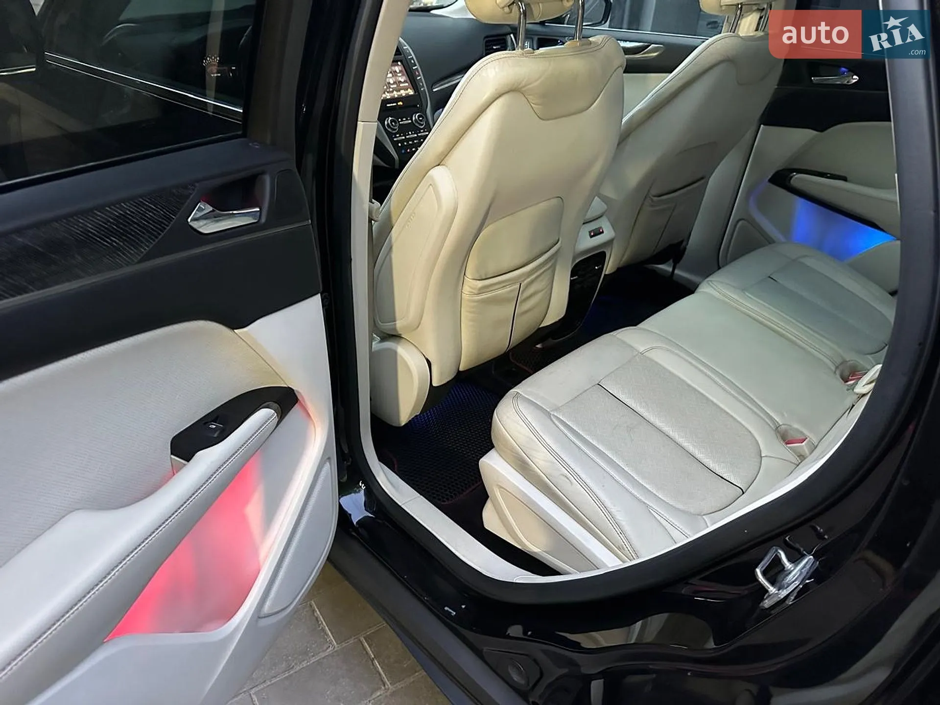 2016 Lincoln MKC - мініатюра 58