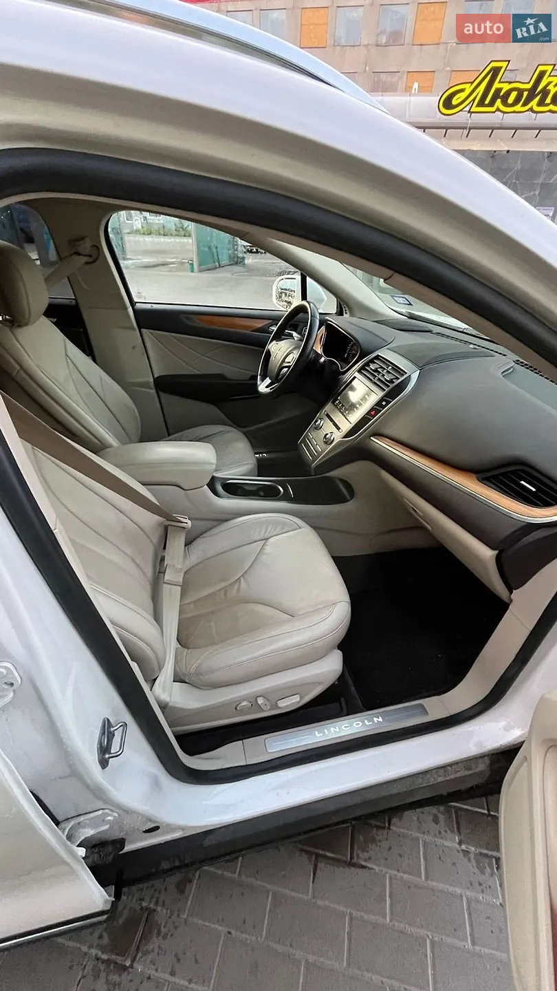 2017 Lincoln MKC - мініатюра 8