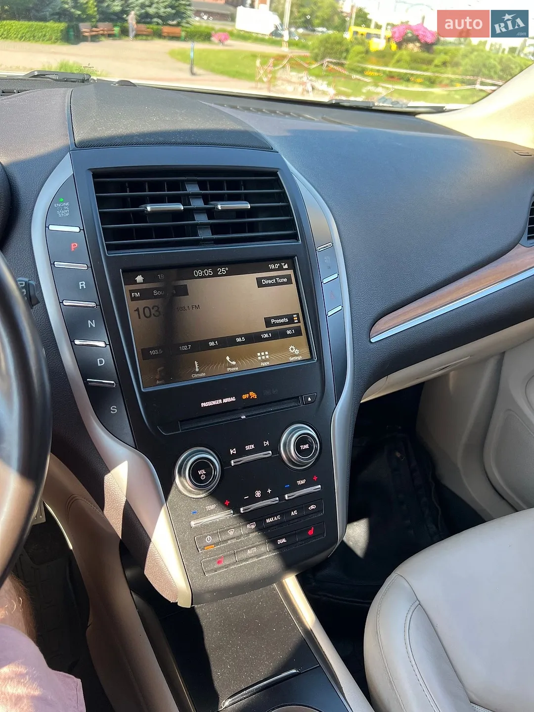 2018 Lincoln MKC - мініатюра 10