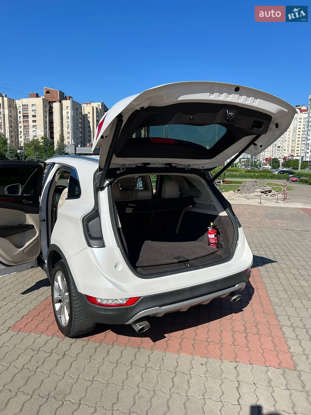 2018 Lincoln MKC - мініатюра 28