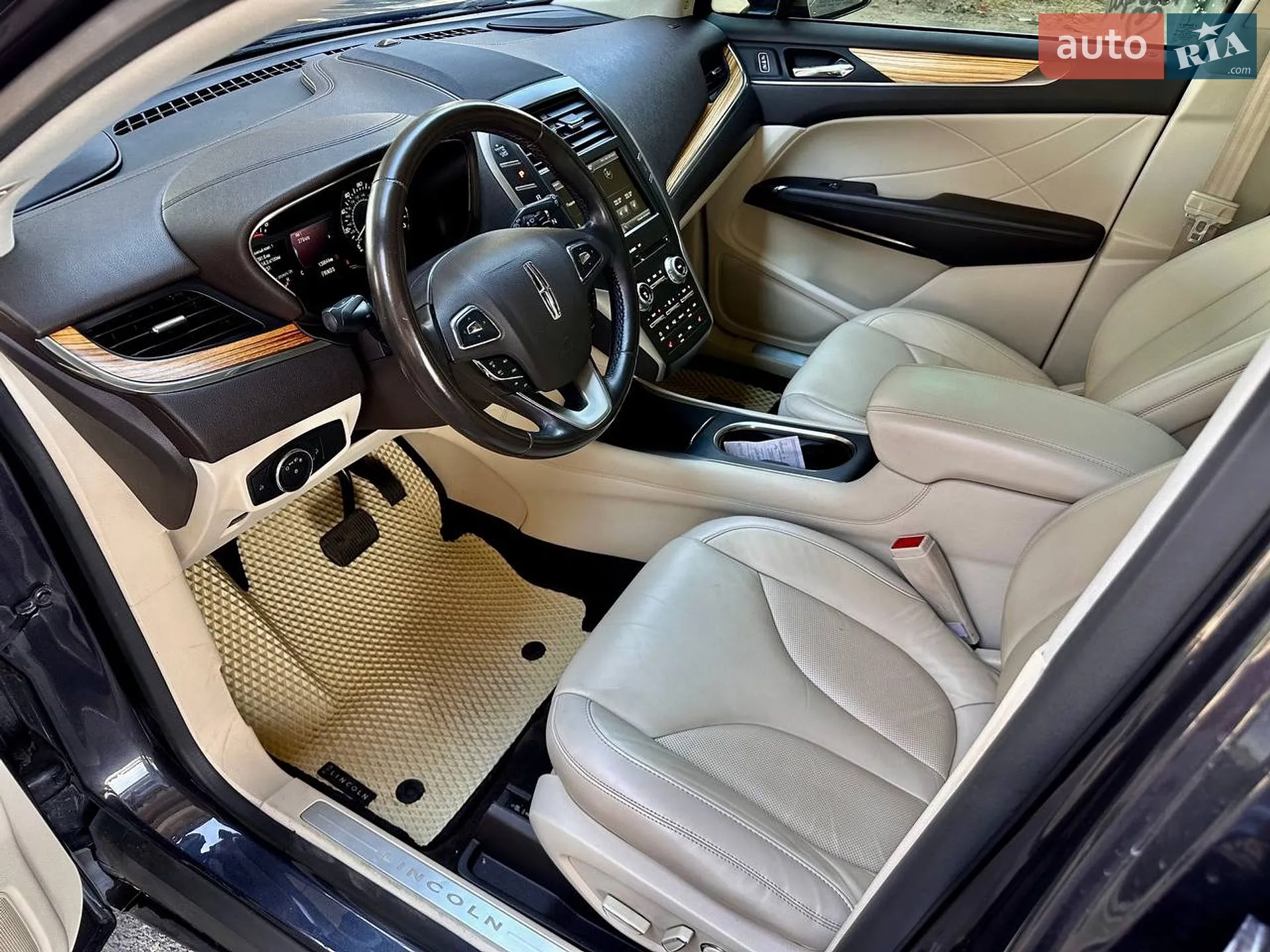 2014 Lincoln MKC - мініатюра 21