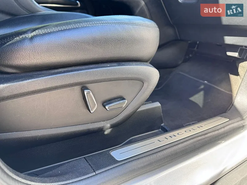 Lincoln MKC 2015 VIN 5LMCJ1C98GUJ20313 фото оголошення 42 з 88