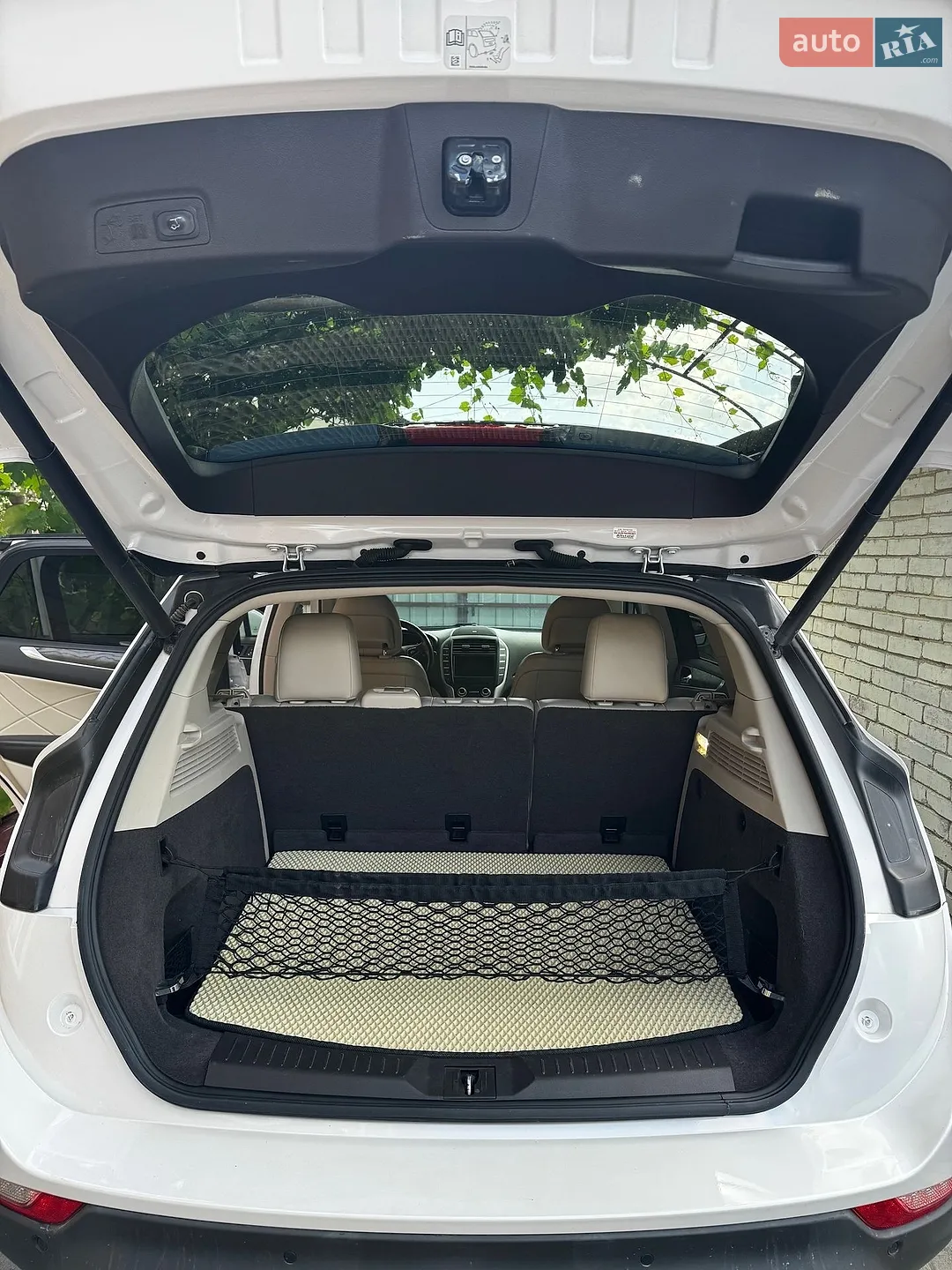 2018 Lincoln MKC - мініатюра 11