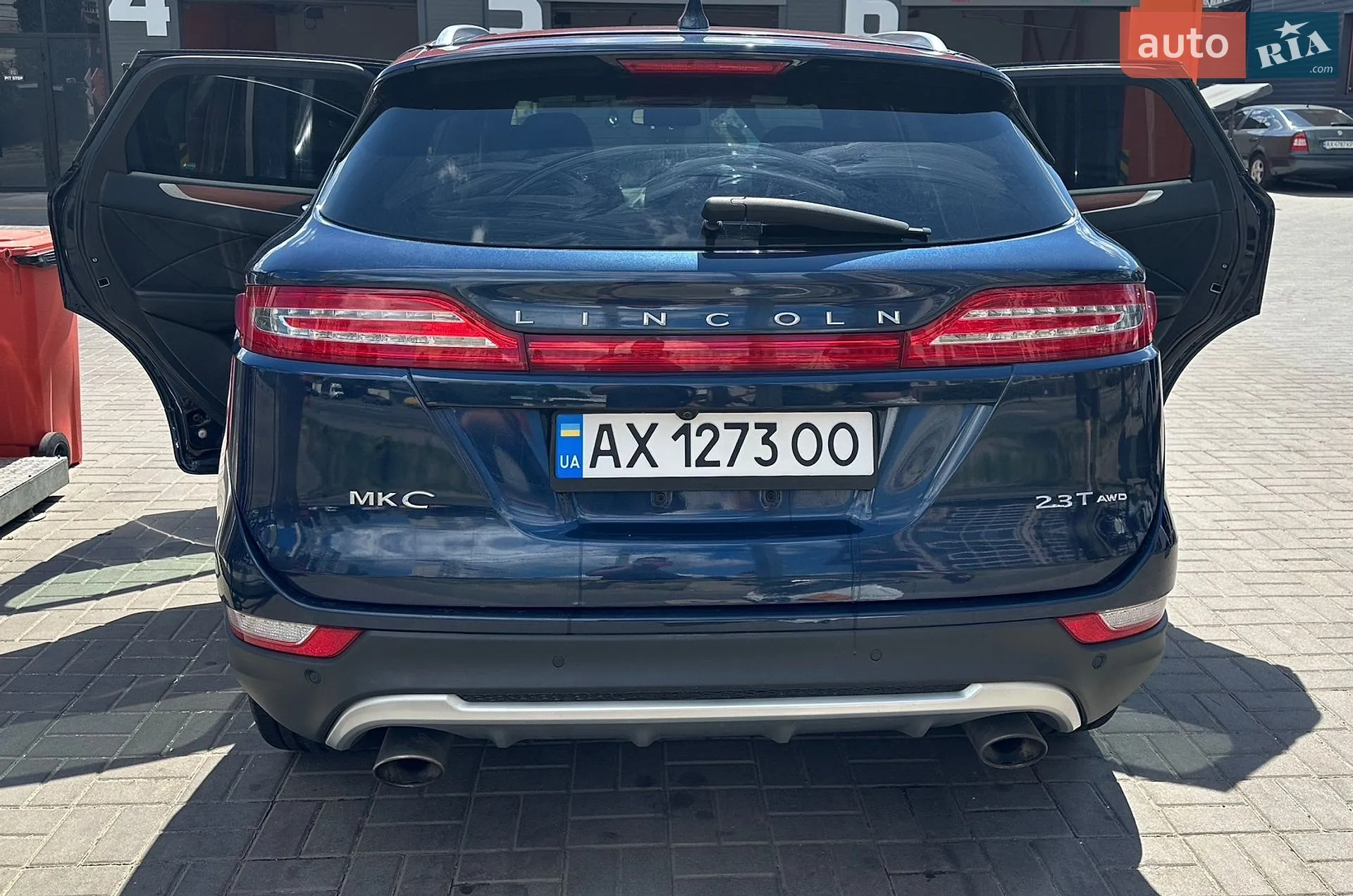 2017 Lincoln MKC - мініатюра 3