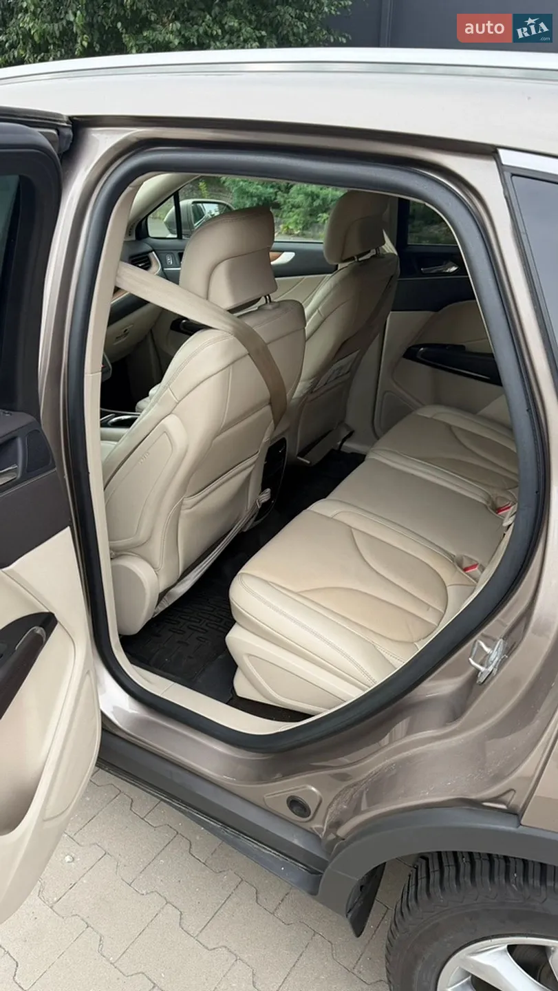 2019 Lincoln MKC - мініатюра 10