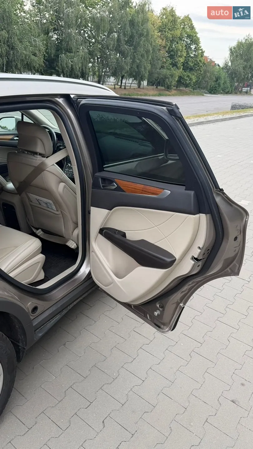 2019 Lincoln MKC - мініатюра 11