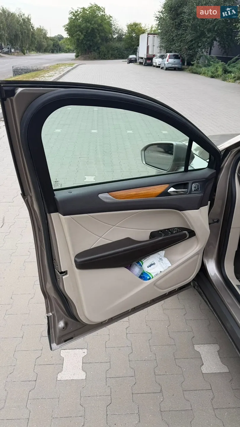 2019 Lincoln MKC - мініатюра 15