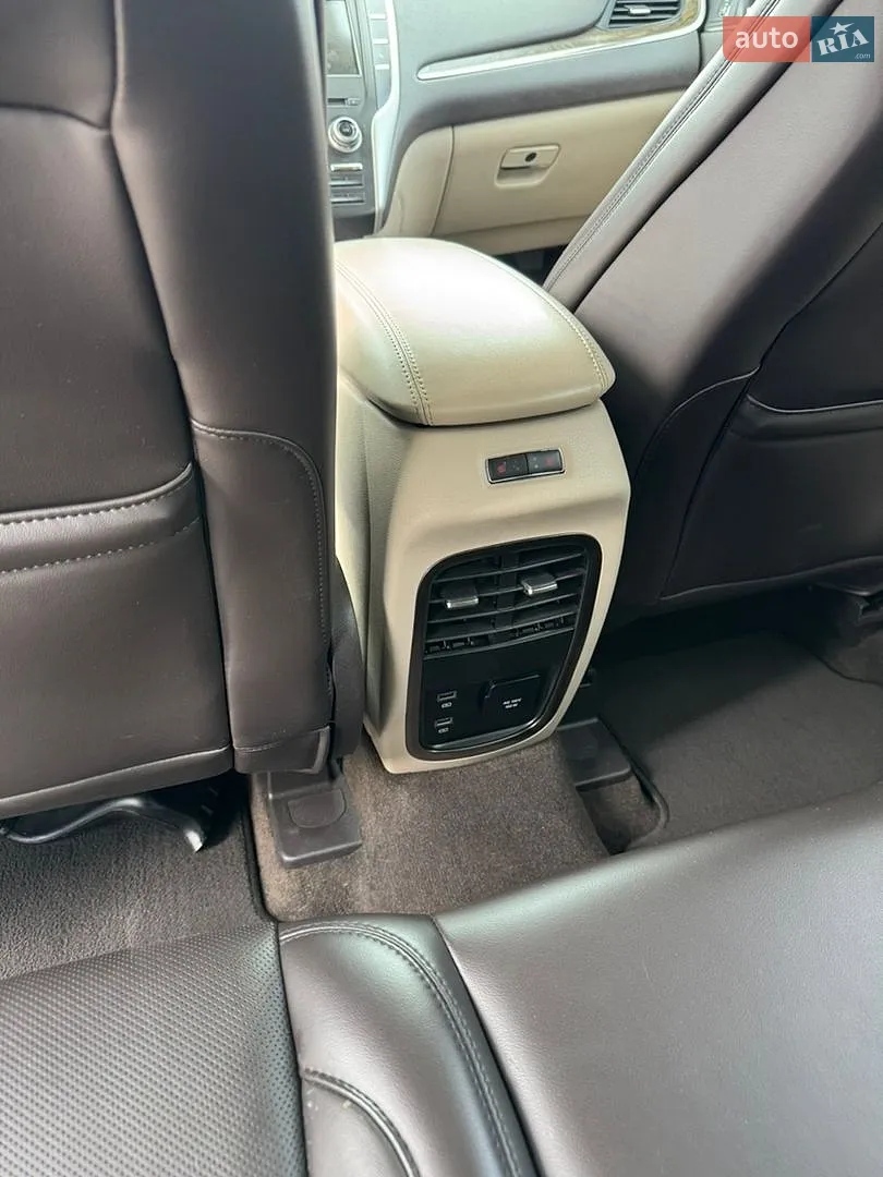 2018 Lincoln MKC - мініатюра 10
